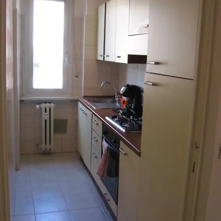 M1 Pasteur * Milánó
